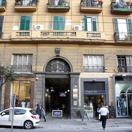 Viaggio A Napoli B&B-2